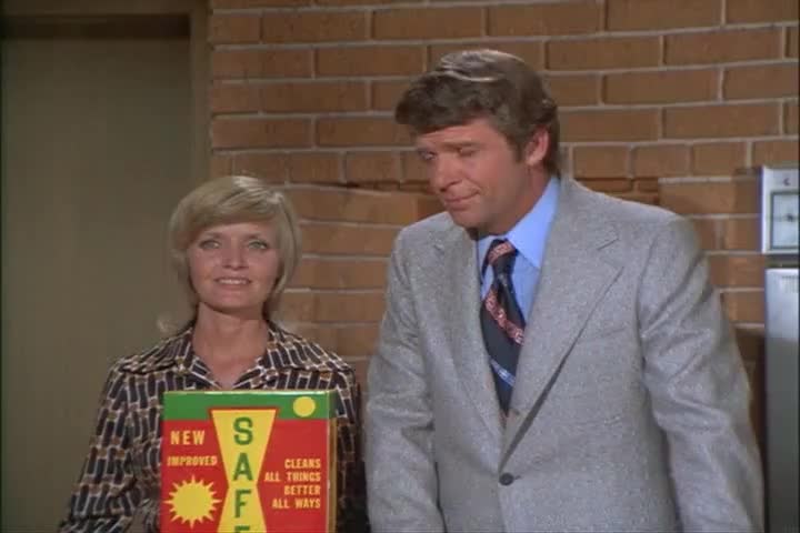 The Brady Bunch - And Now, a Word from Our Sponsor (S03E03)