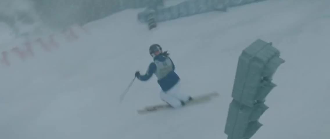 (Molly) Good snow contact. Calm upper body.