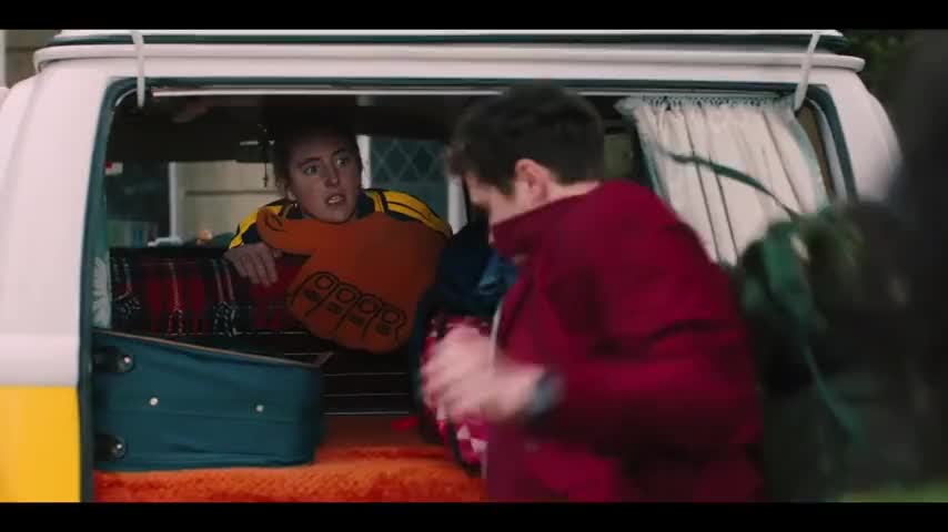 Derry Girls - The Haunting (S03E03)