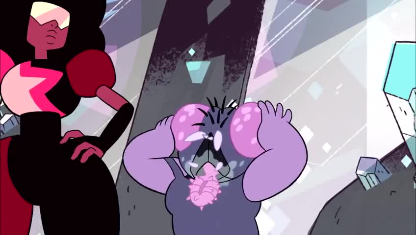 - Steven: Waaaaaah! - Pearl: Amethyst, that's not funny!