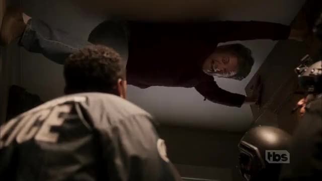 Angie Tribeca (2016) - The Thumb Affair (S01E01)